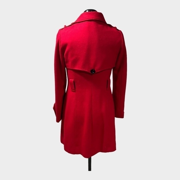 Red jacket size small - Picture 3 of 4